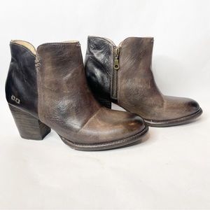 Bed Stu Yell Smoke Gray and Black Natural Leather Ankle Boot Size 10